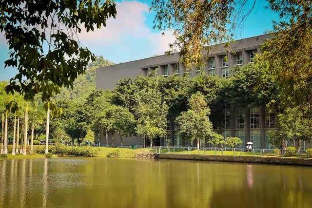 北京师范大学：毕业不一定要当老师，想搞科研这是一个不错的起点